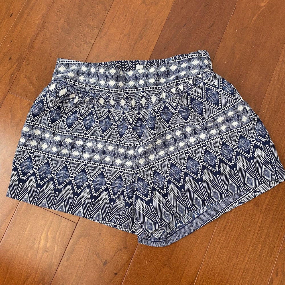 Charlotte Russe tribal printed shorts XS